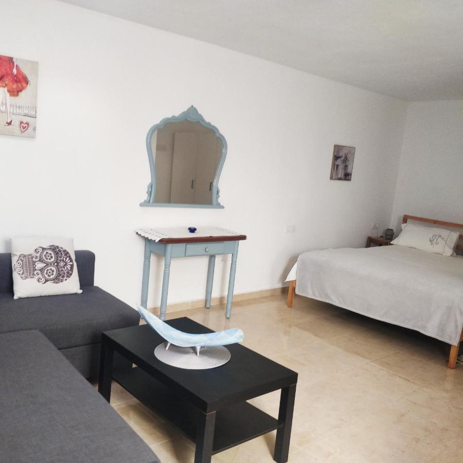 One Bedroom Apartment In Tazacorte Eksteriør bilde